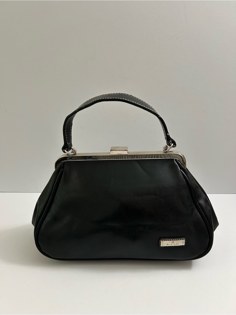 Minicci - Black Top-Handle Kisslock Handbag - Faux Leather